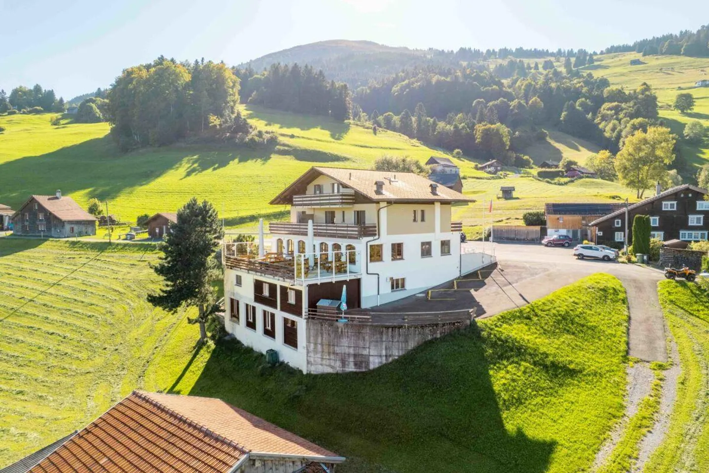 Charmantes Berggasthaus zu Verkaufen - Foto 1 von 30