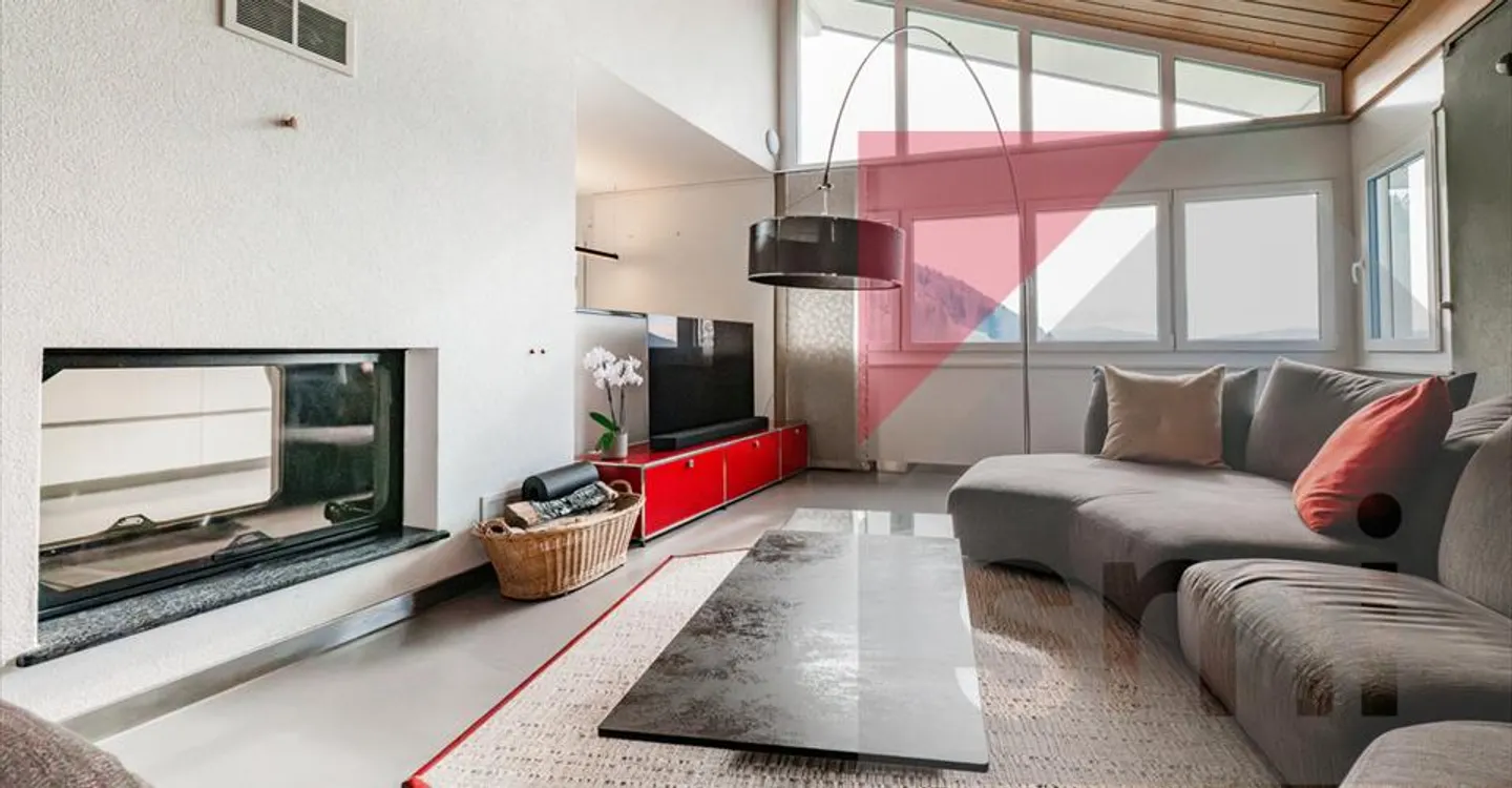 Wunderschöne Villa mit Pool, außergewöhnlicher Lage und Panorama - Foto 4 von 12