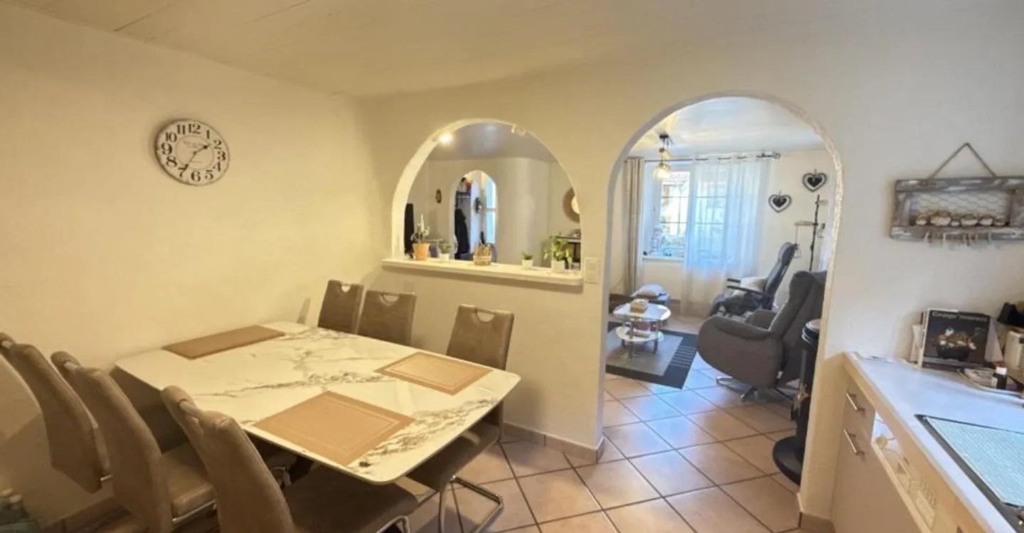 Exclusive Ground-Floor Apartment - Photo 2 of 12