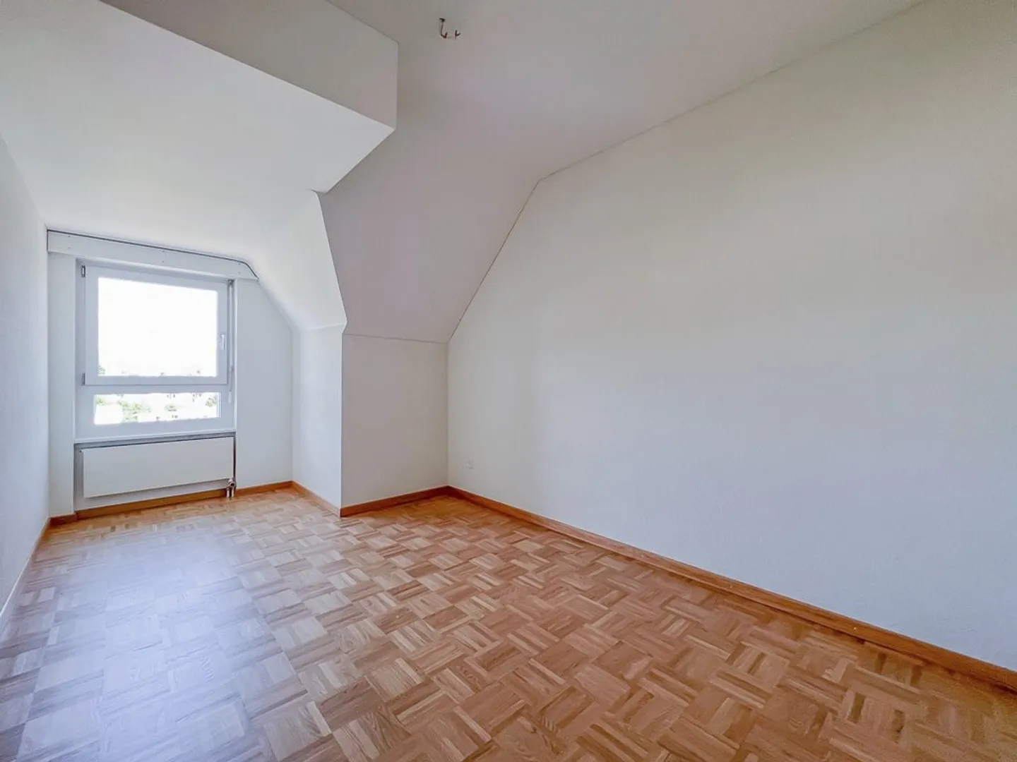 Renovierte 4-Zi. Wohnung im Wolfgang - Foto 2 von 7