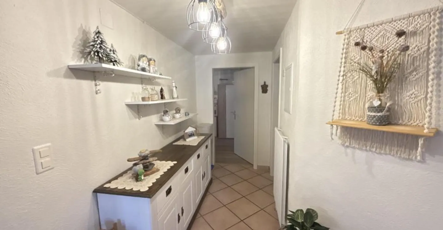 Exclusive Ground-Floor Apartment - Photo 6 of 12