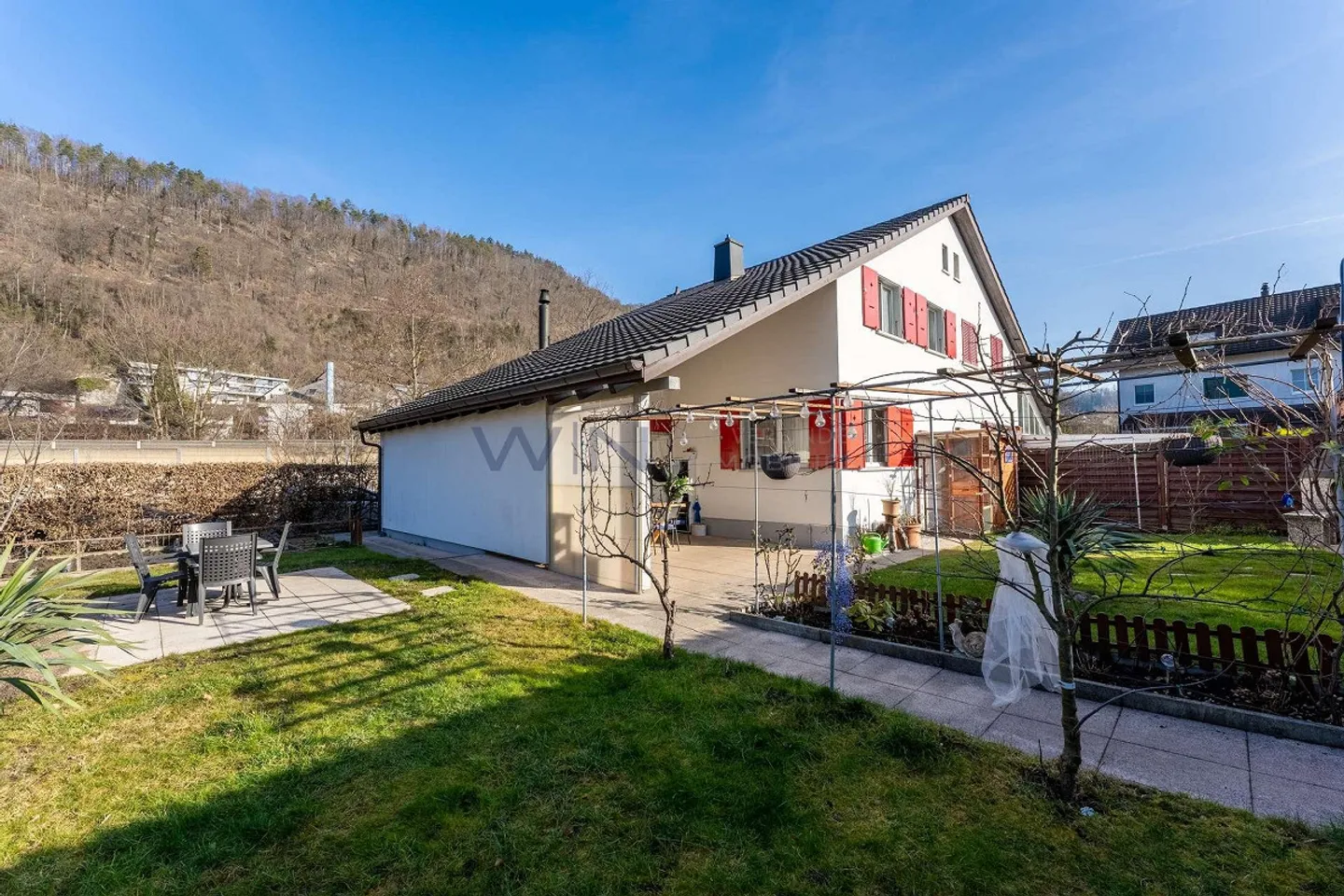 Rénové avec caractère : Jardin, Abri, Garage - Photo 1 sur 13