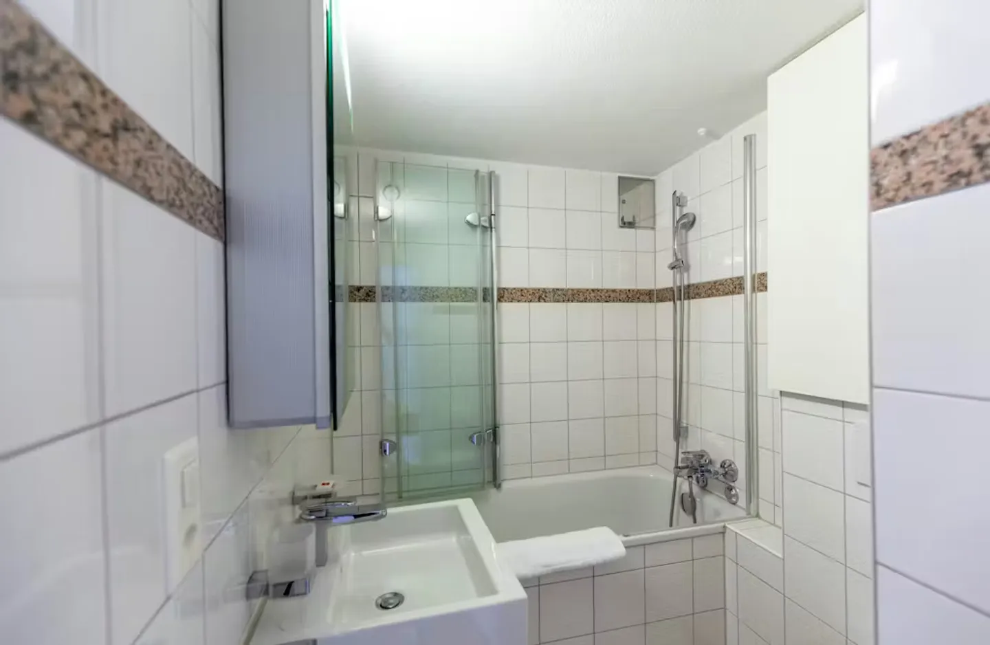 Wohnung mieten - Foto 3 von 4