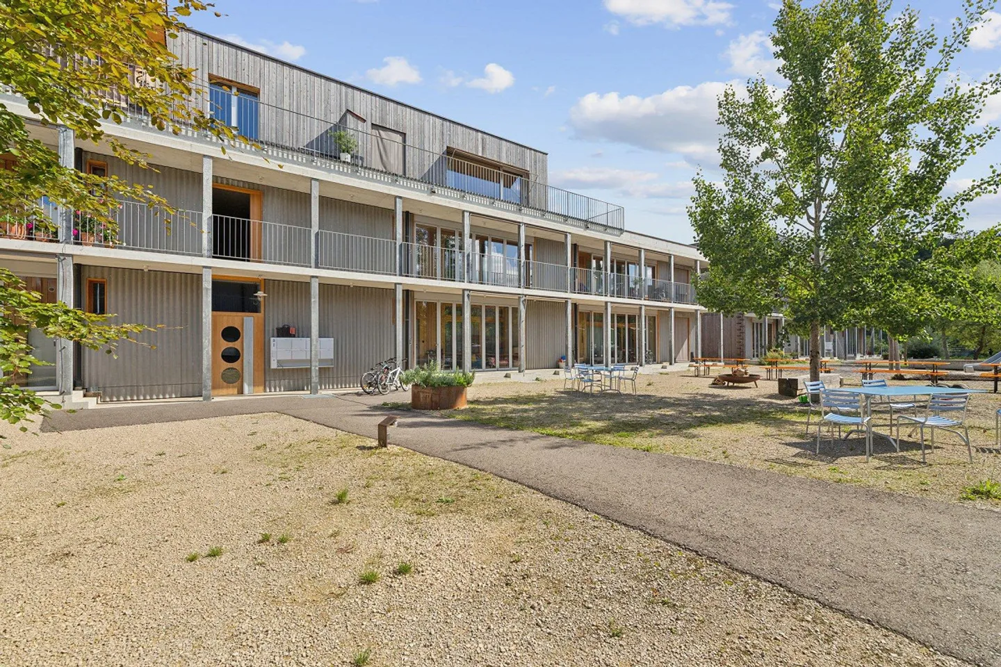 Exklusives Apartment in Familiengegend - Foto 1 von 7