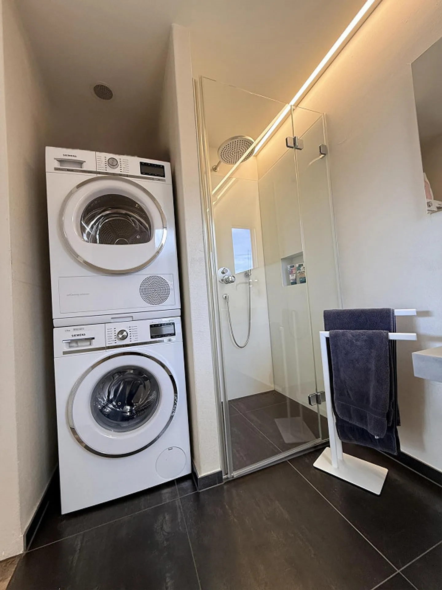 Modernes Einfamilienhaus mit Dachterrasse - Foto 16 von 30