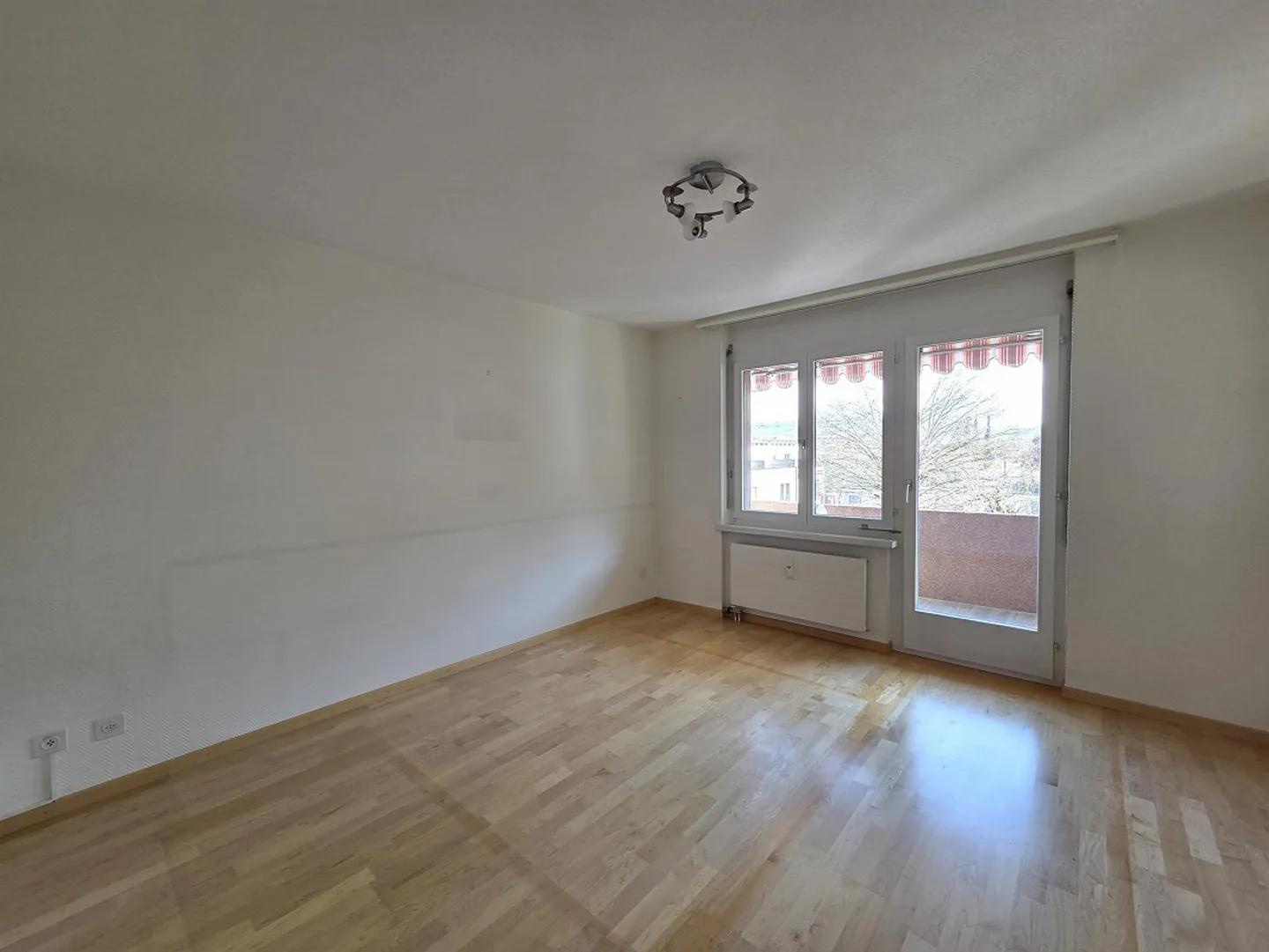 Appartement 3.5 pièces central situé dans un endroit calme - Photo 6 sur 10