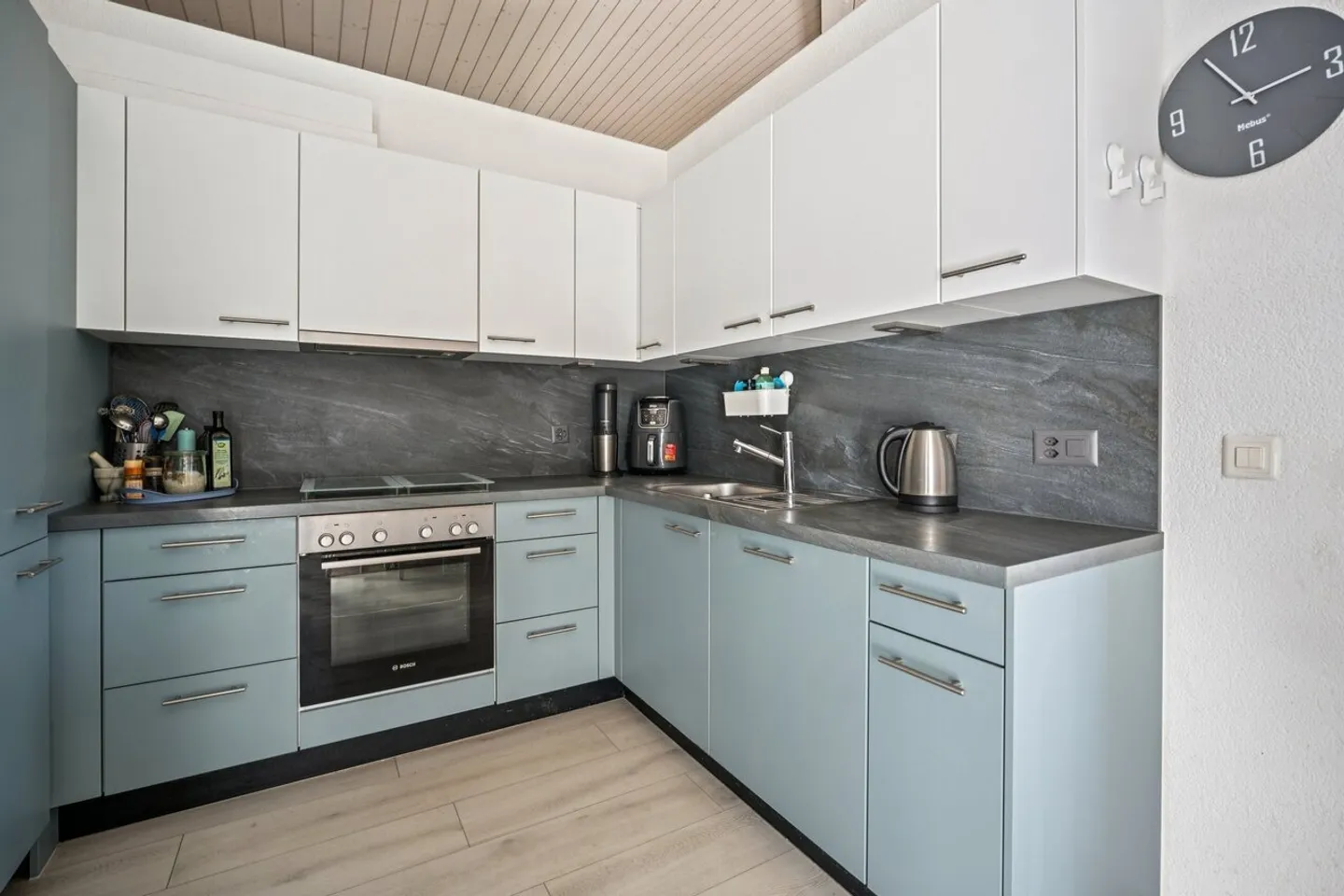 Charming Attic Apartment - Photo 5 of 9