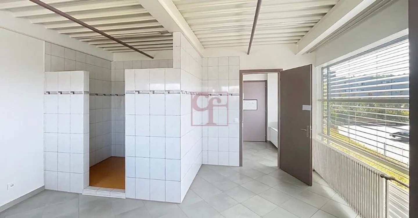 Espace Commercial à Louer - Photo 10 sur 11