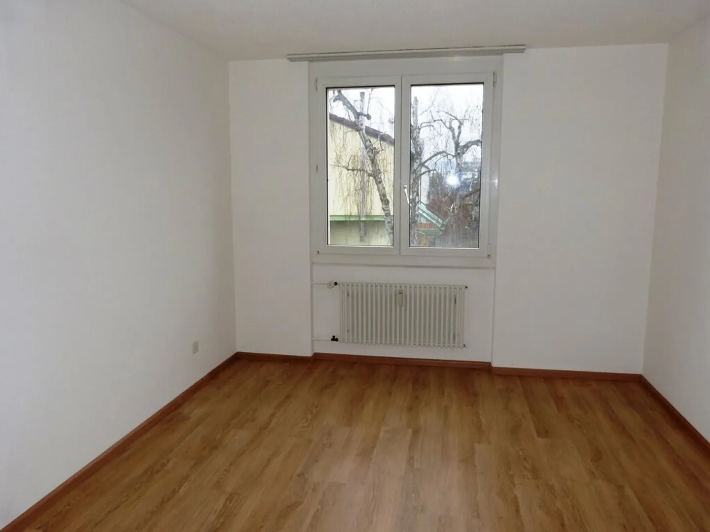 Living in an idyllic location - Photo 2 of 6