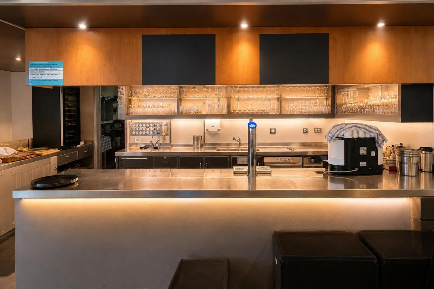 570 m2 Attractive restaurant for rent - Photo 5 of 10