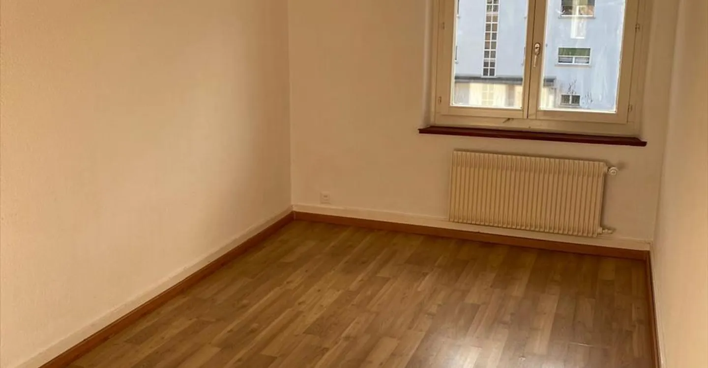 Zu vermieten: 3,5-Zimmer-Wohnung - Principale 22, Bévilard - Foto 3 von 8
