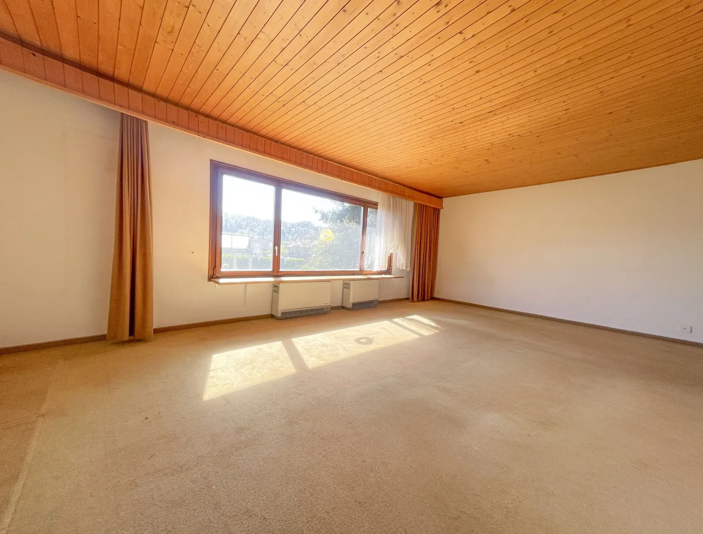 Your new family home with a spacious garden - Photo 1 of 7