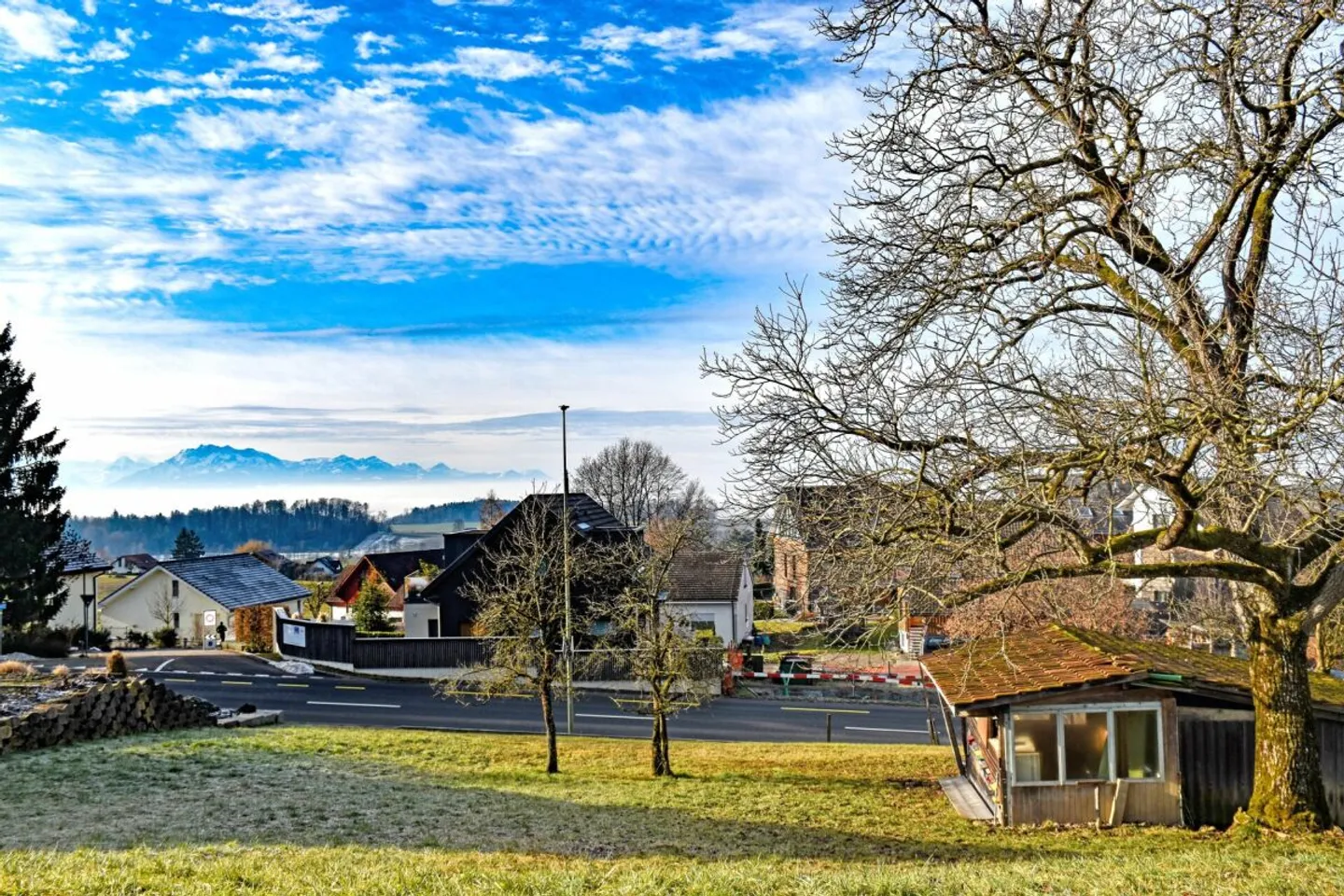 Baugrundstück mit Alpenblick - Foto 1 von 3