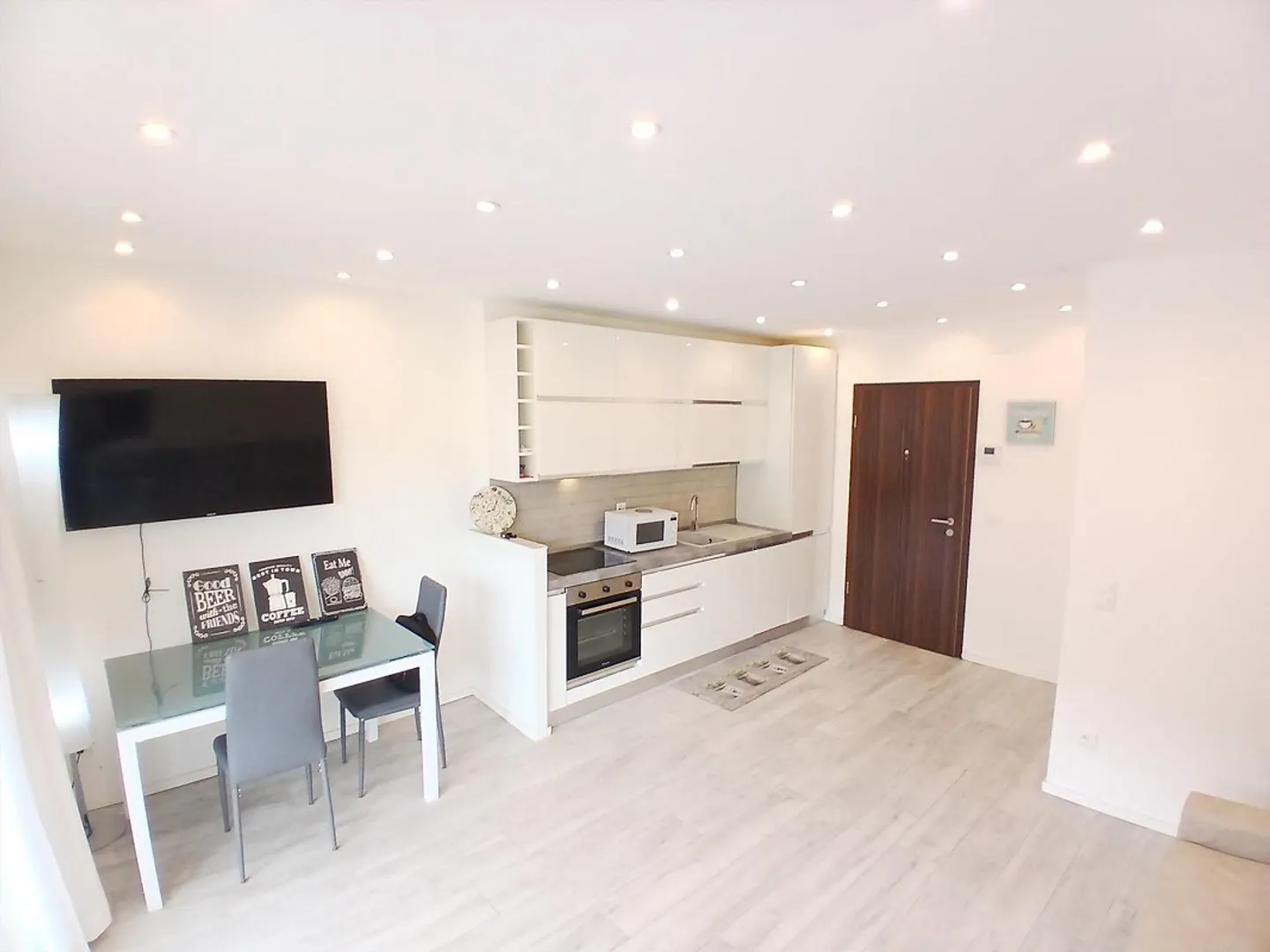 INVESTITION - RENOVIERTES STUDIO MIT BALKON IN AGNO - Foto 5 von 8