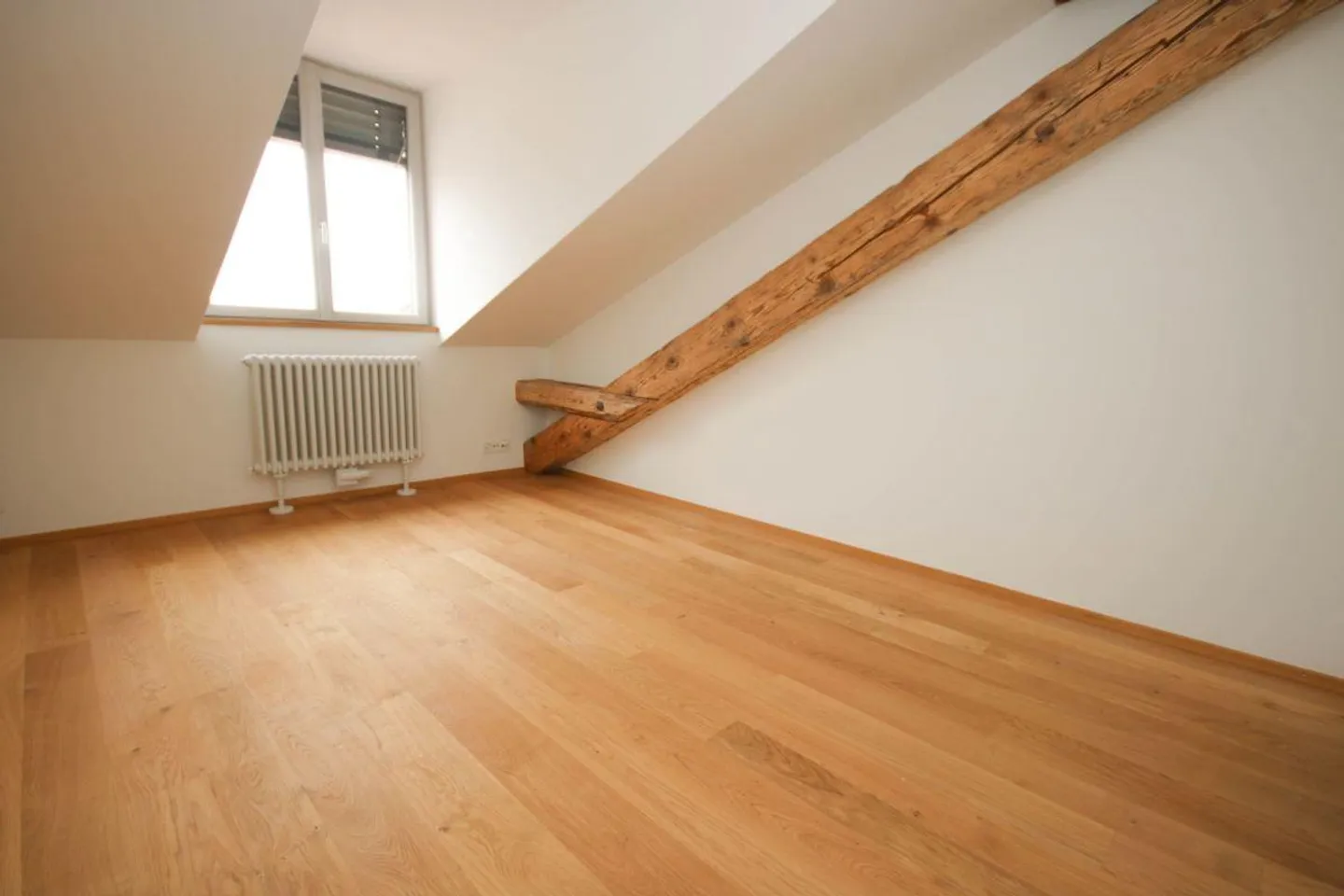 Historisches Bijoux mit traumhafter Seesicht! - Foto 7 von 14