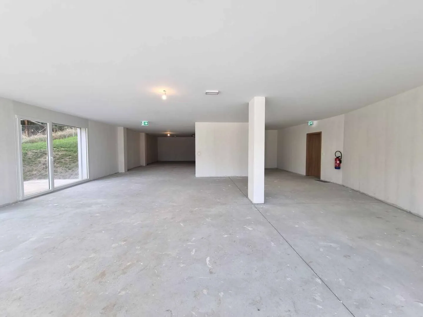 Gewerbefläche in Ollon - Foto 4 von 7