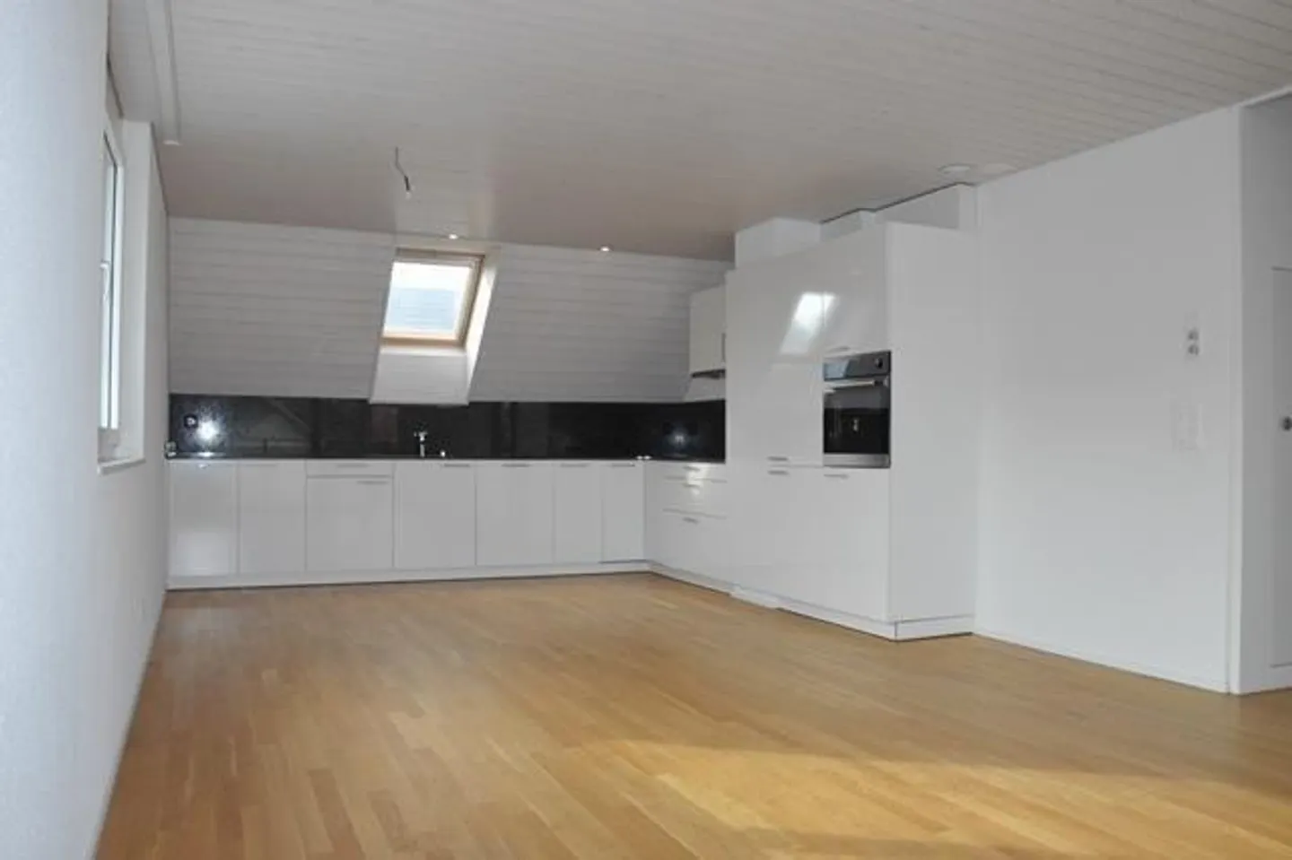 Appartement en maisonette moderne dans un quartier résidentiel bien entretenu - Photo 7 sur 11