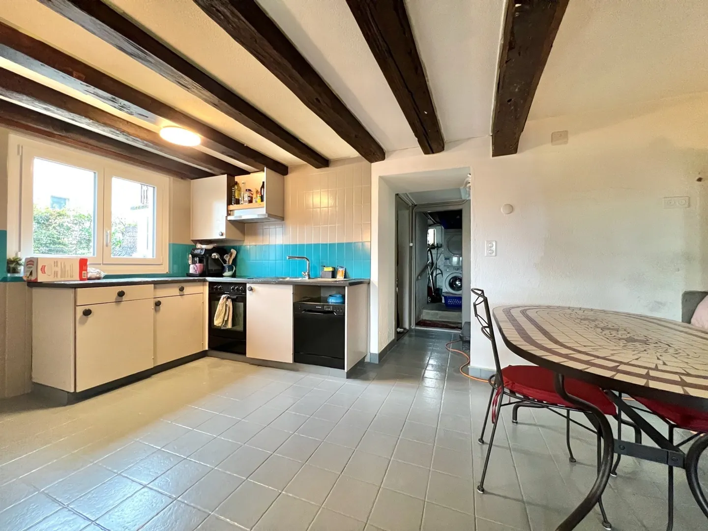 Casa di villaggio semplice 140 m2 di superficie abitabile + grande giardino - Foto 5 di 8