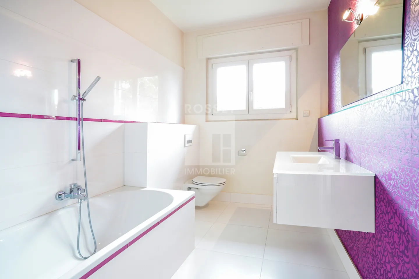 Jolie et grande maison à louer dans le Quartier de Confignon-Onex  - Photo 10 sur 15