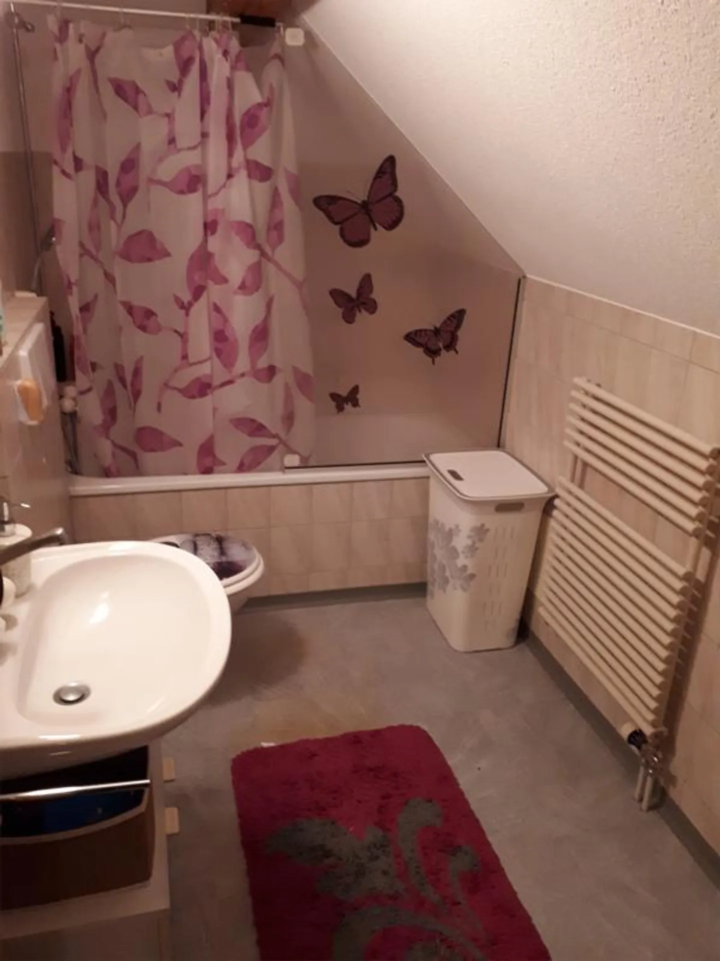 Appartement sous les toits charmant, à 5 min de la gare - Photo 4 sur 4