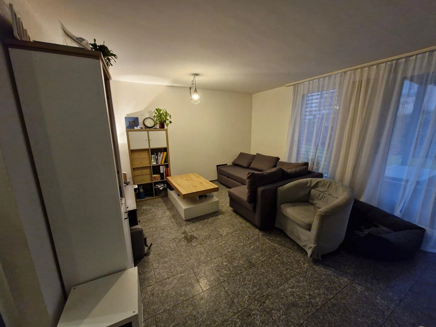 Superbe appartement de 4,5 pièces au rez-de-chaussée dans le beau Feuerthalen - Photo 4 sur 12