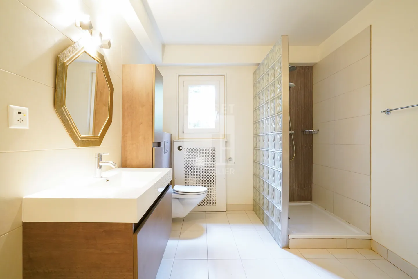 Jolie et grande maison à louer dans le Quartier de Confignon-Onex  - Photo 12 sur 15