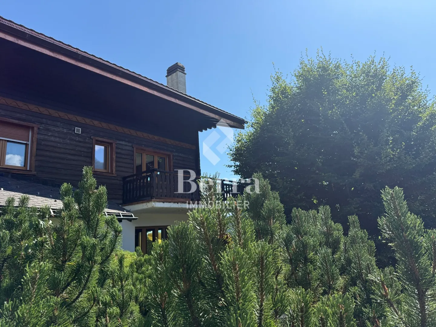 3,5 Zimmer renoviert, großer Südwestbalkon und ungehinderte Aussicht - Foto 2 von 14