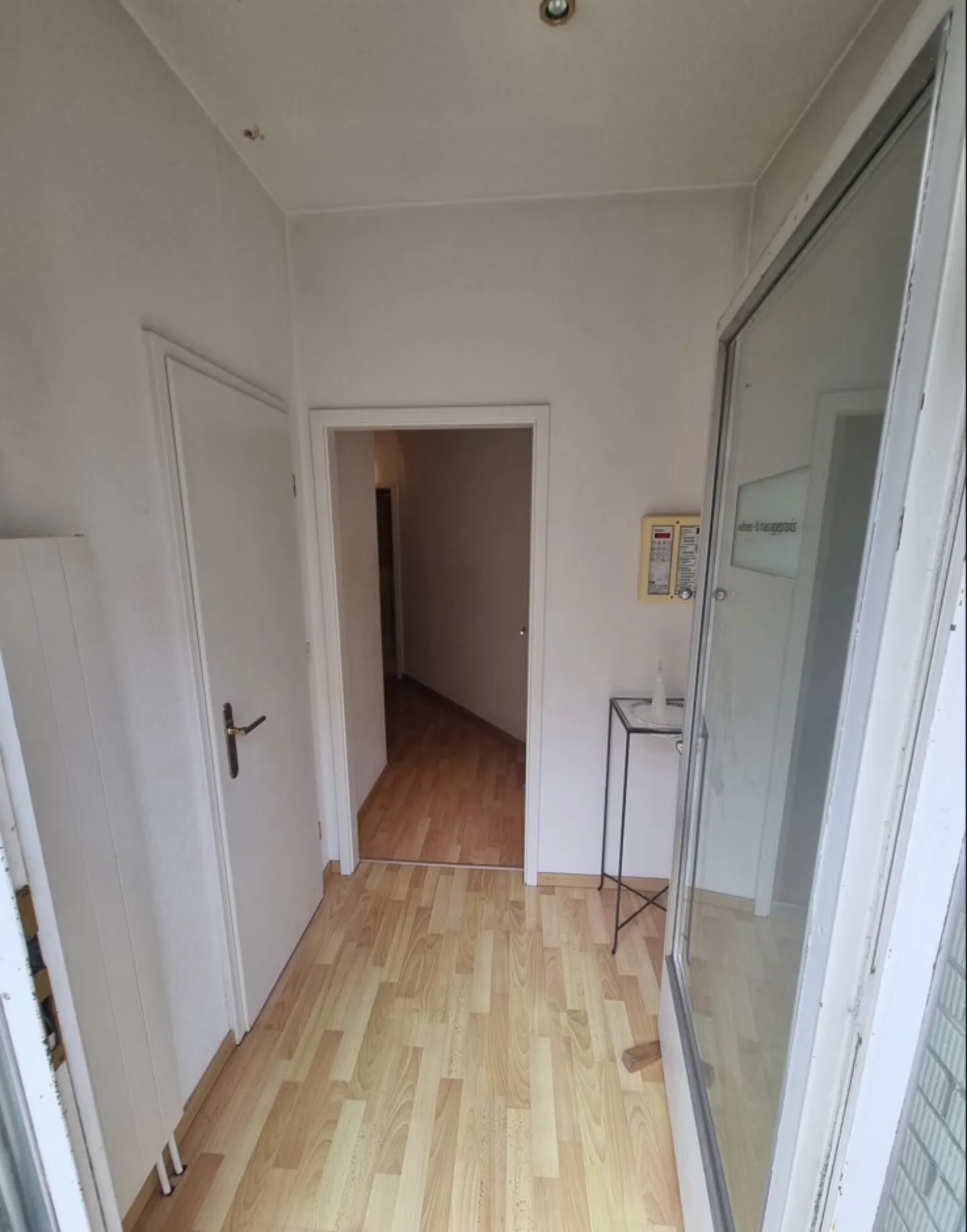 Eigerplatz - Espace commercial lumineux et spacieux avec 8 chambres à louer ! - Photo 5 sur 12