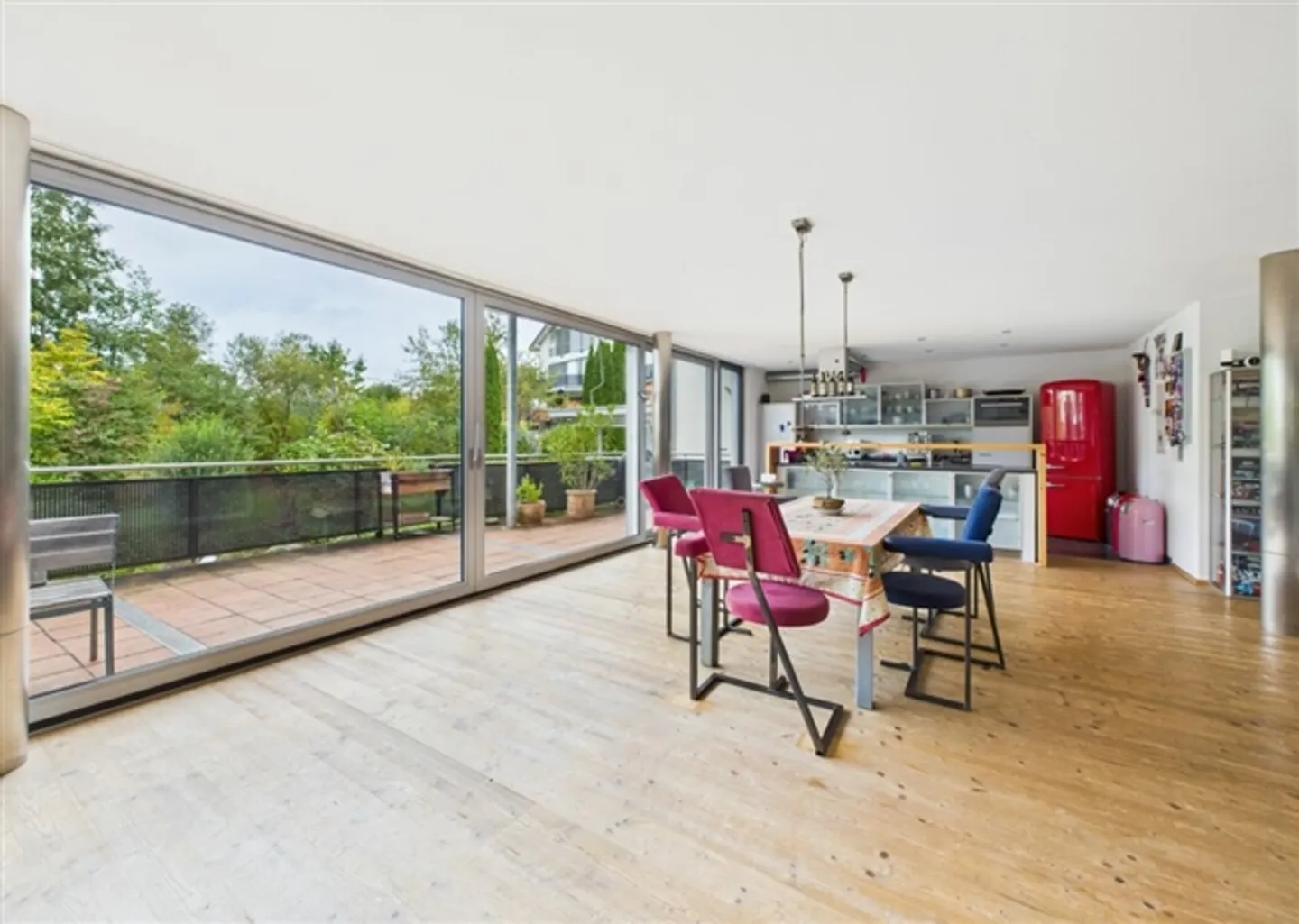 Ufficio domestico pratico con accesso separato - Foto 3 di 8