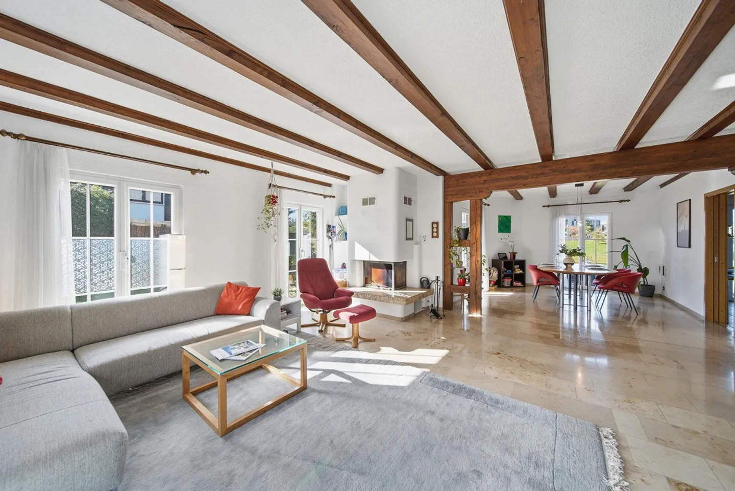 JE VEUX ALLER À ZUCHWIL – MAISON INDIVIDUELLE DE 5,5 PIÈCES - Photo 2 sur 5