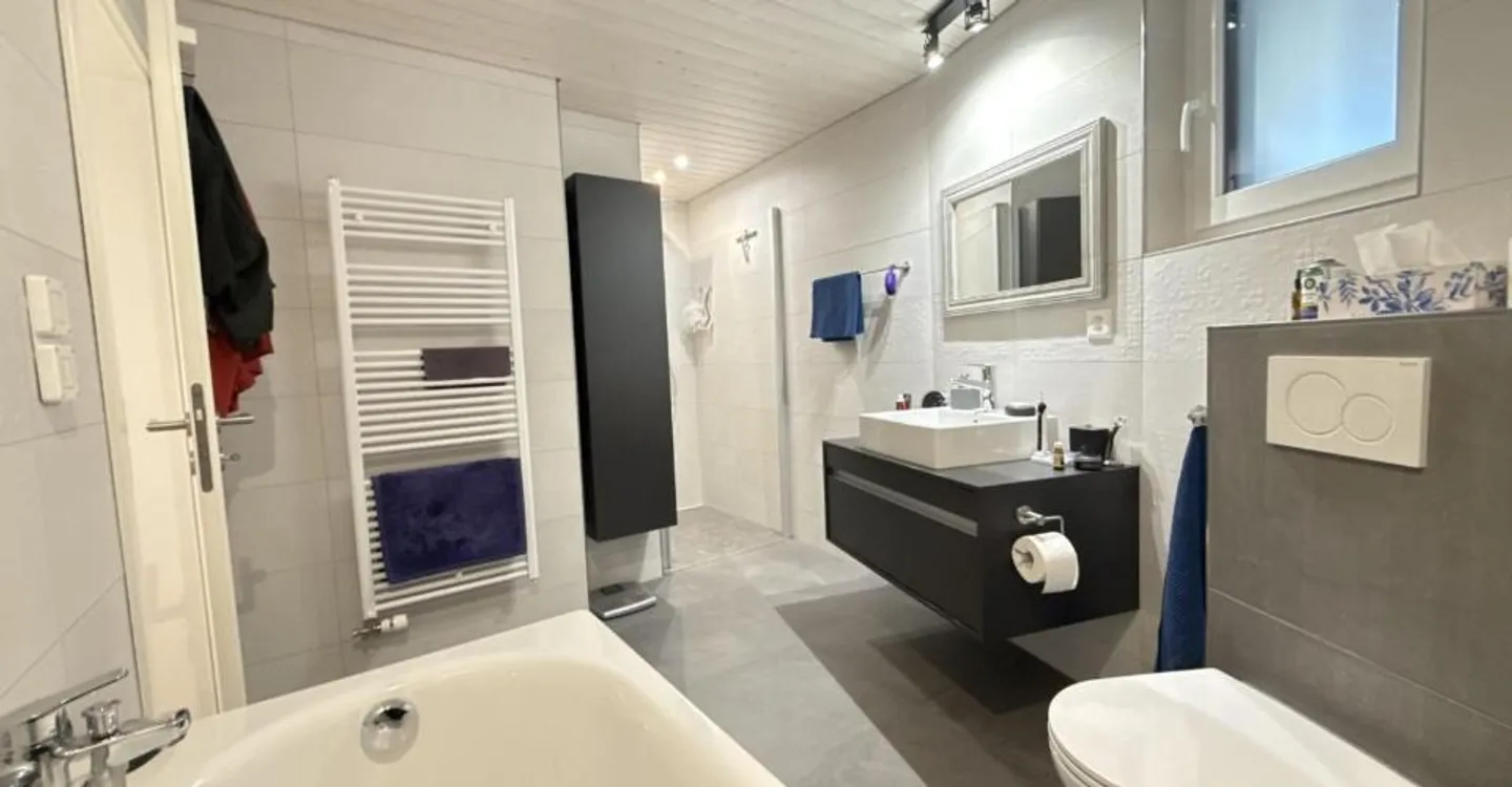 Charming Garden Apartment in Roches - Photo 9 of 13