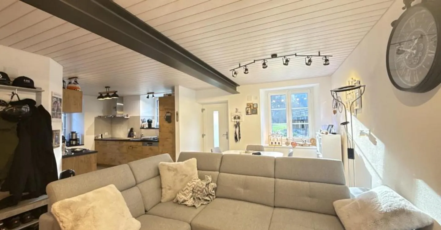 Charming Garden Apartment in Roches - Photo 2 of 13