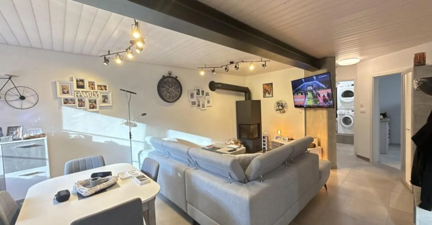 Charming Garden Apartment in Roches - Photo 5 of 13