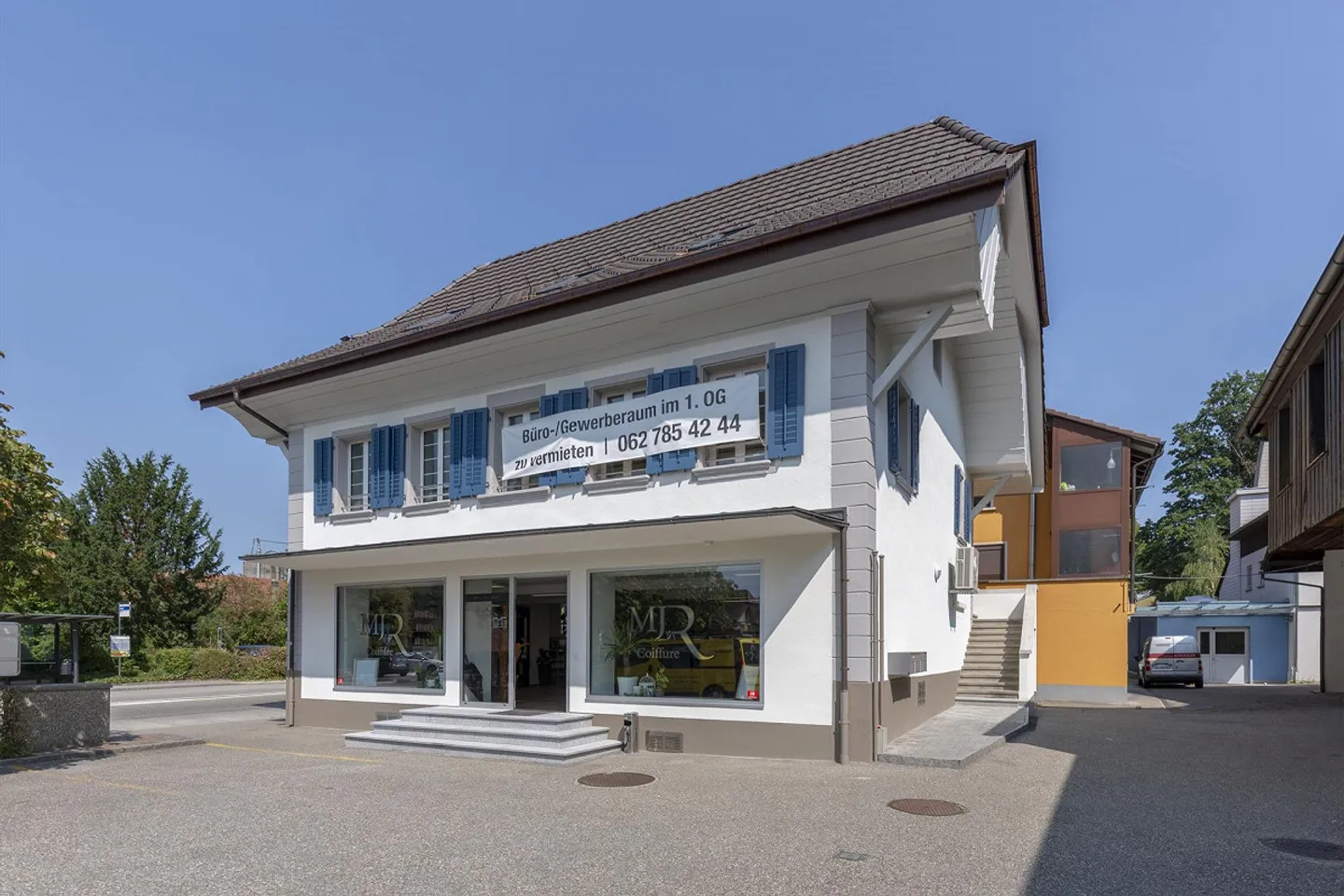 Espace commercial moderne dans un emplacement de choix pour bureau/pratique/atelier - Photo 10 sur 11