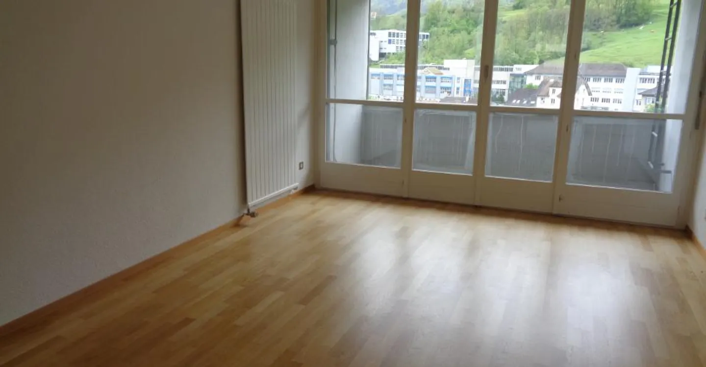 Modernes Apartment mit Balkon - Foto 5 von 12