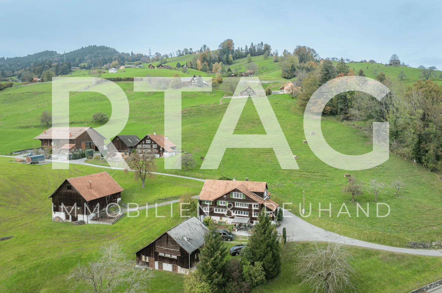 Charmantes Doppelhaus mit Aussicht - Foto 1 von 13