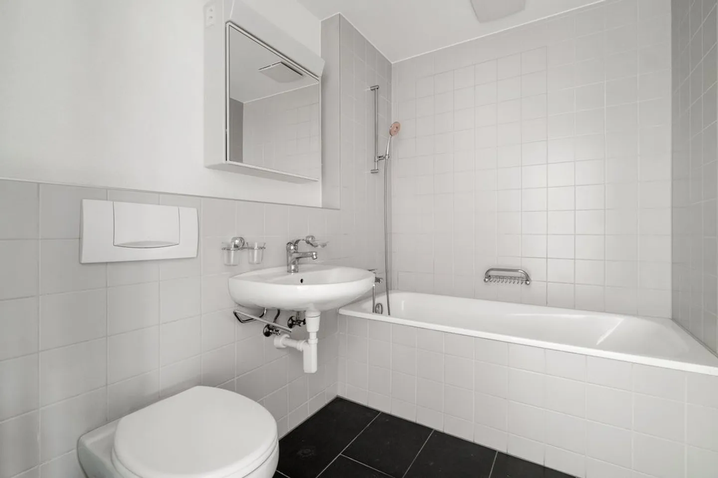 Moderne Wohnung mit sonnigem Balkon - Foto 5 von 7