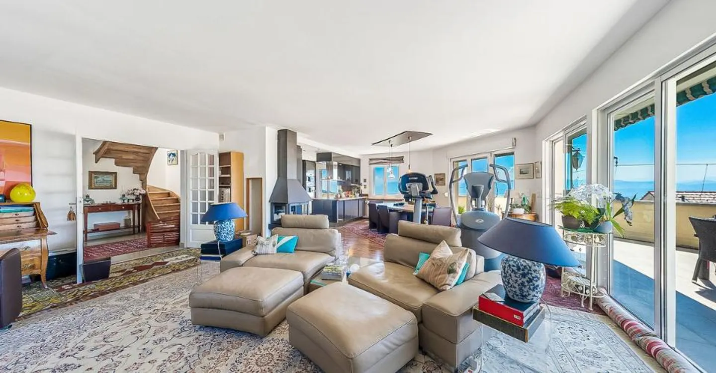 Casa affascinante con vista mozzafiato sul lago e sul Mt-Blanc! - Foto 8 di 12
