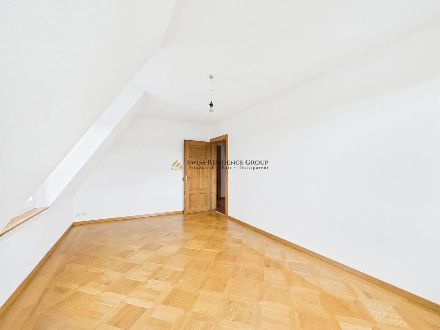 Appartement exclusif dans un emplacement enviable avec vue - Photo 4 sur 10