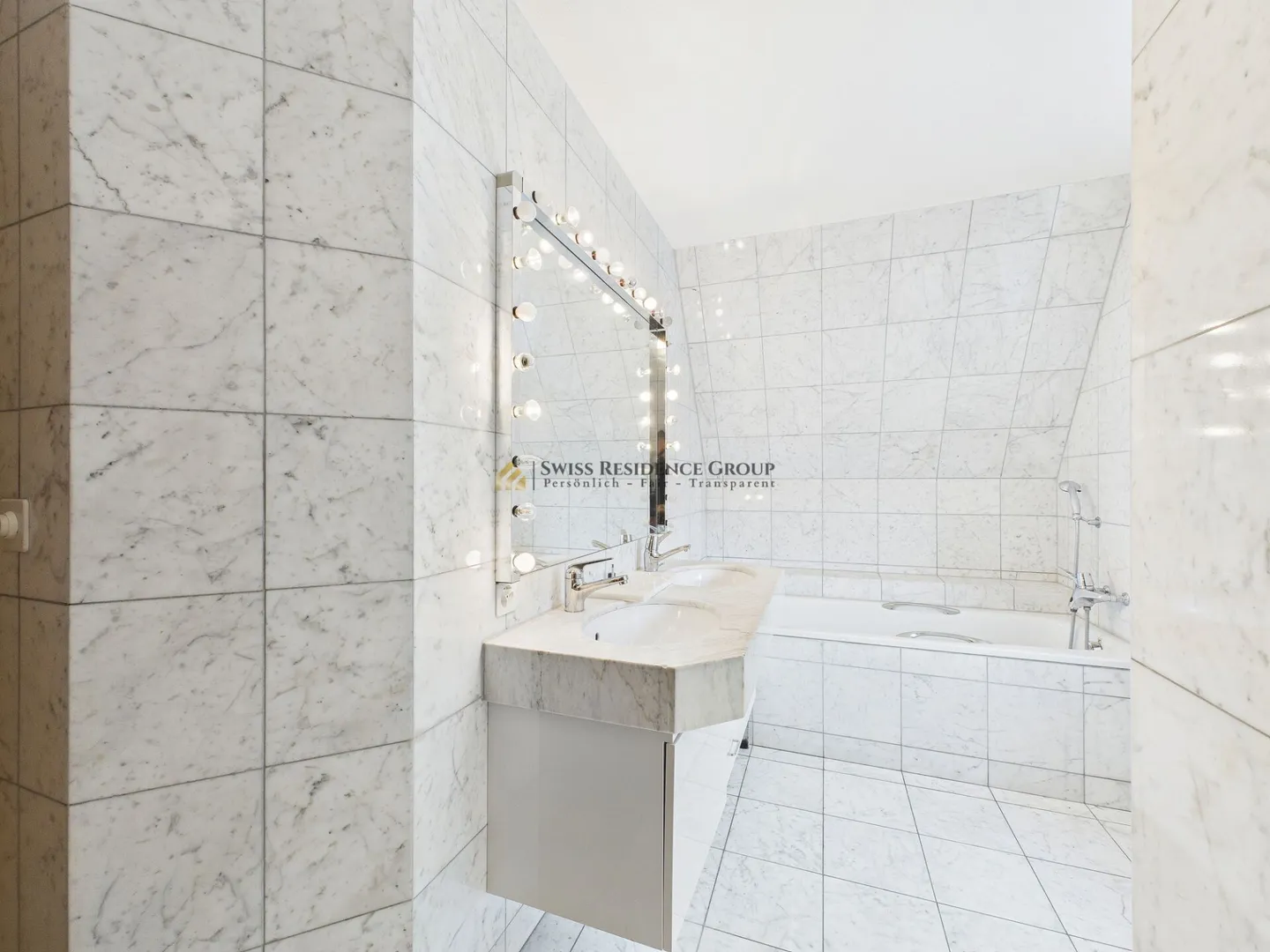 Appartement exclusif dans un emplacement enviable avec vue - Photo 8 sur 10