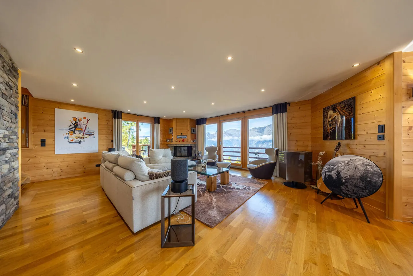 Magnificent chalet 4 bedrooms in sought-after area of Nendaz - Photo 3 of 16