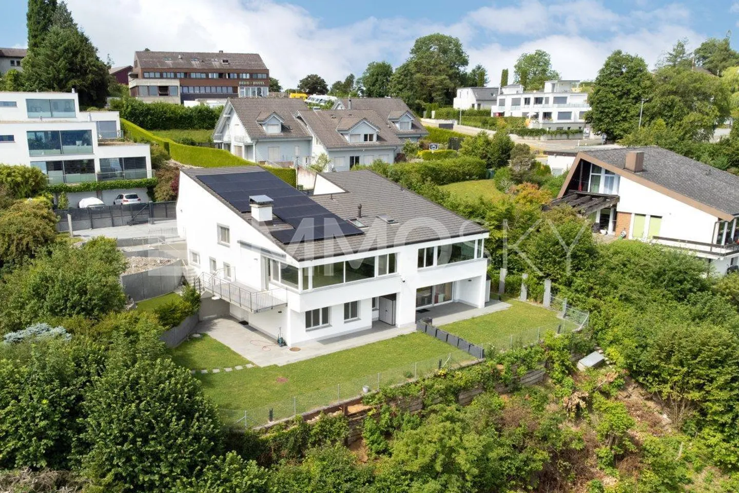 Two semi-detached houses in their most beautiful form - Photo 1 of 5