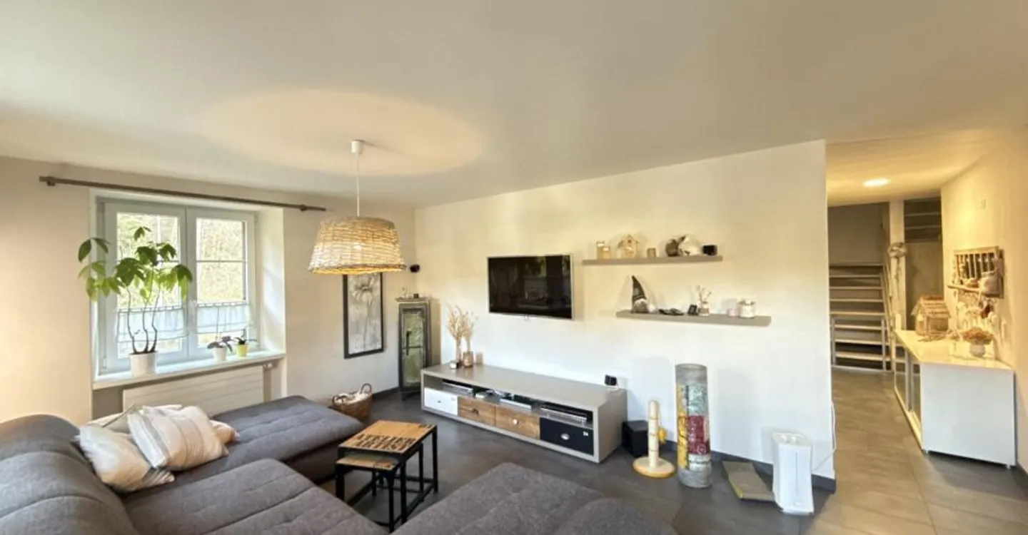 Exclusive Duplex Apartment - Photo 6 of 12