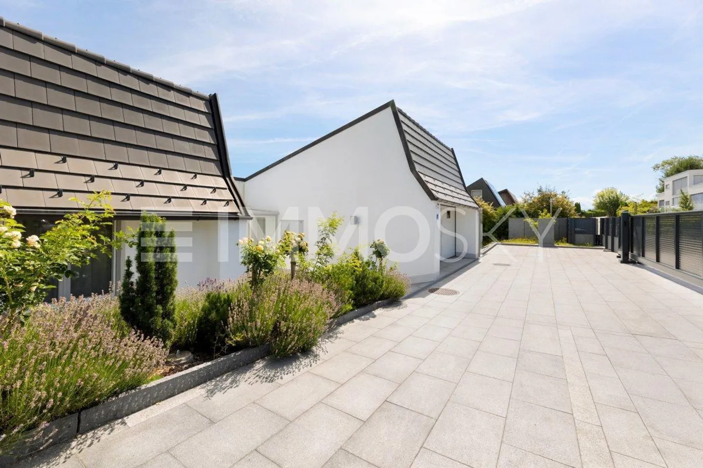 Two semi-detached houses in their most beautiful form - Photo 5 of 5