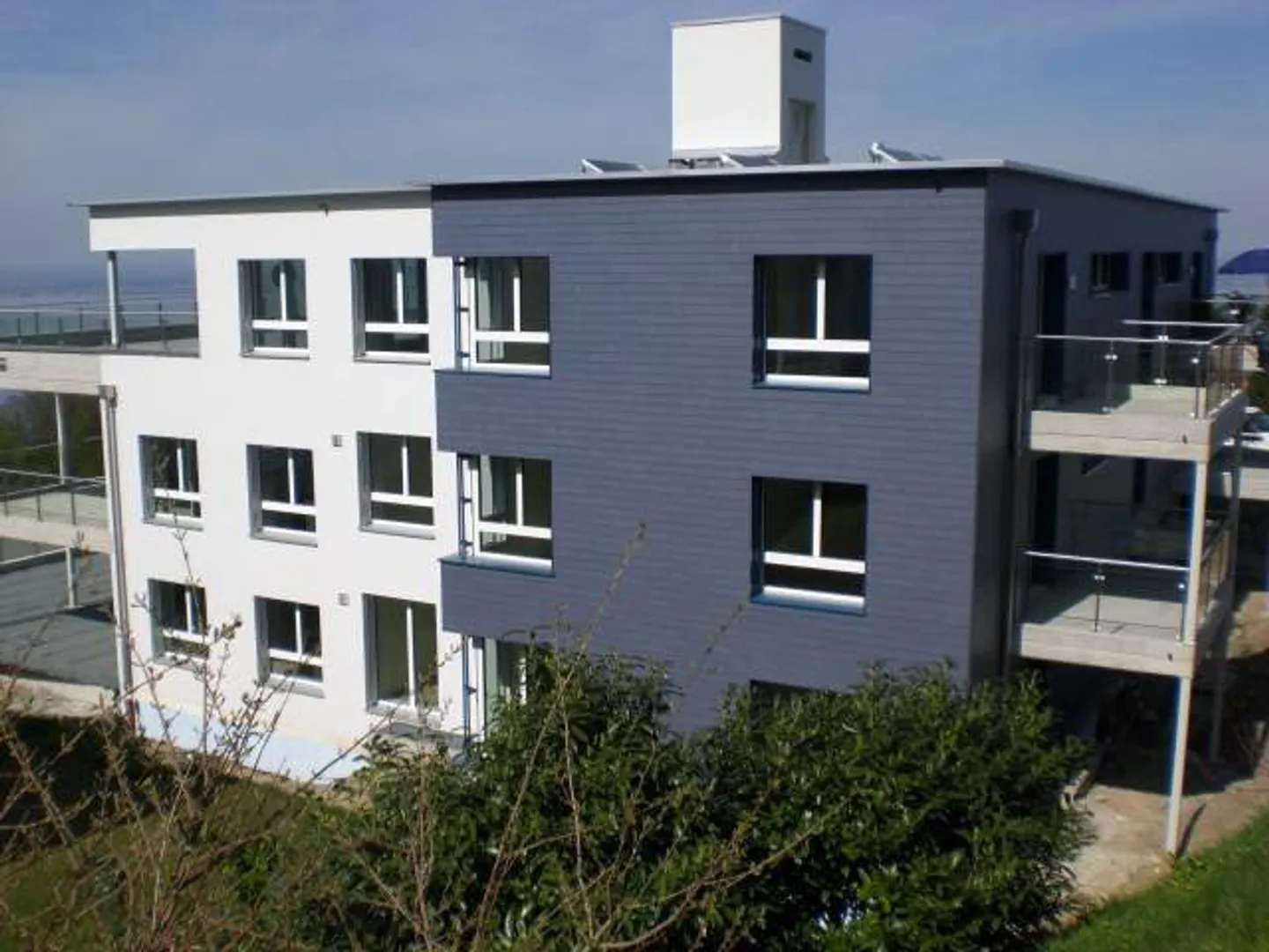 Vivre au-dessus du lac de Constance dans une maison Minergie - Photo 1 sur 12