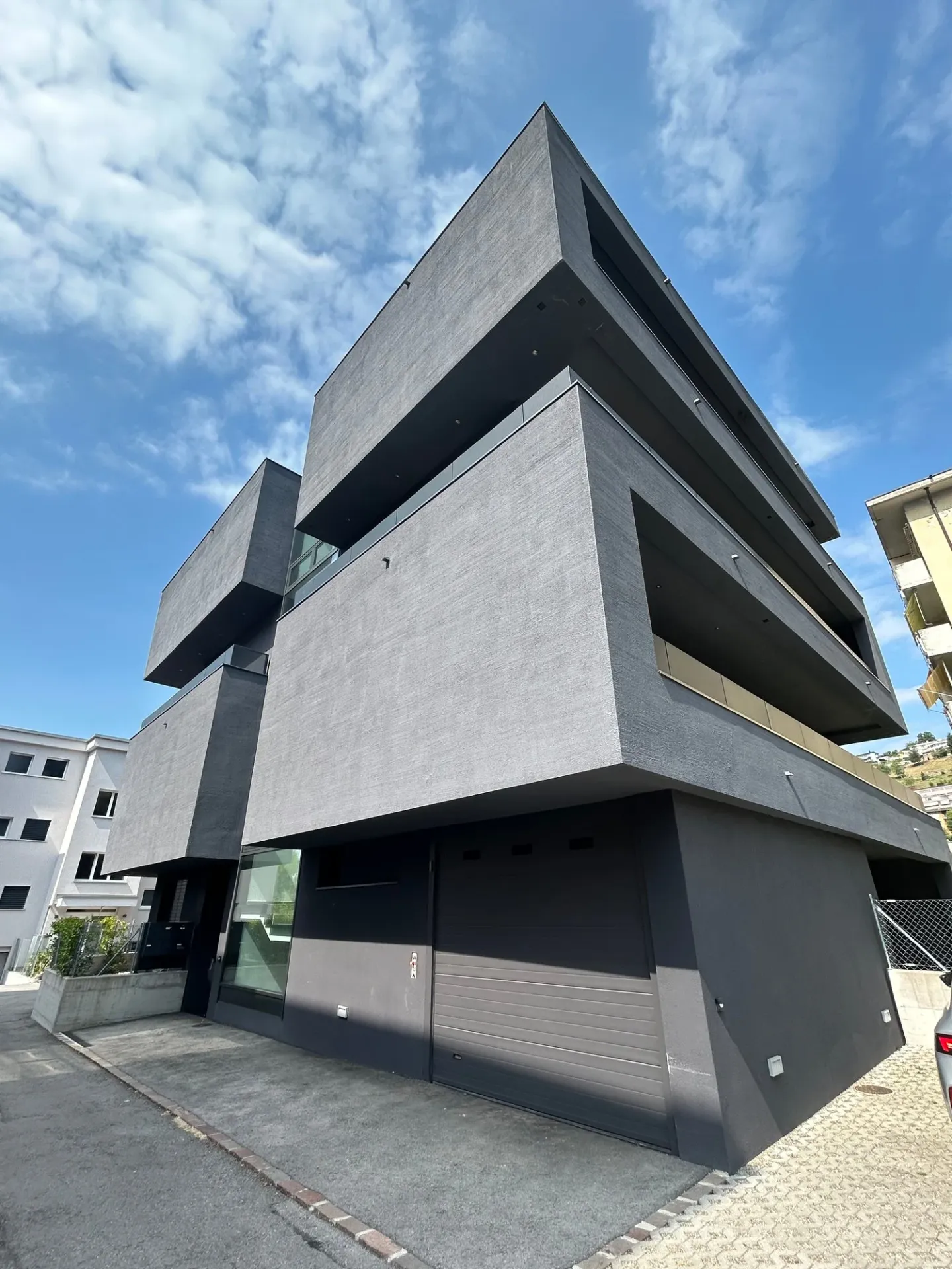 CANOBBIO - MODERN 2.5-ROOM APARTMENT FOR SALE - Photo 1 of 7