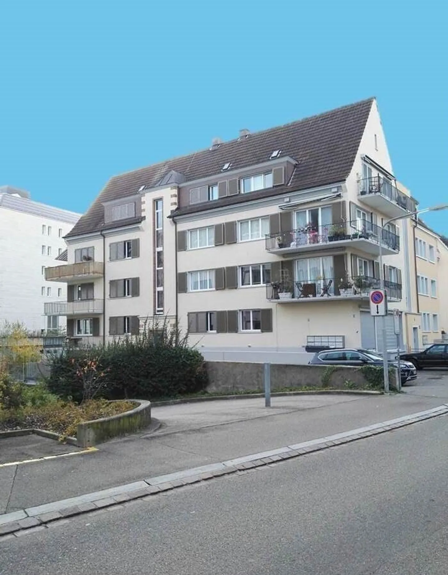 High-quality living in a central, quiet location - Photo 1 of 10