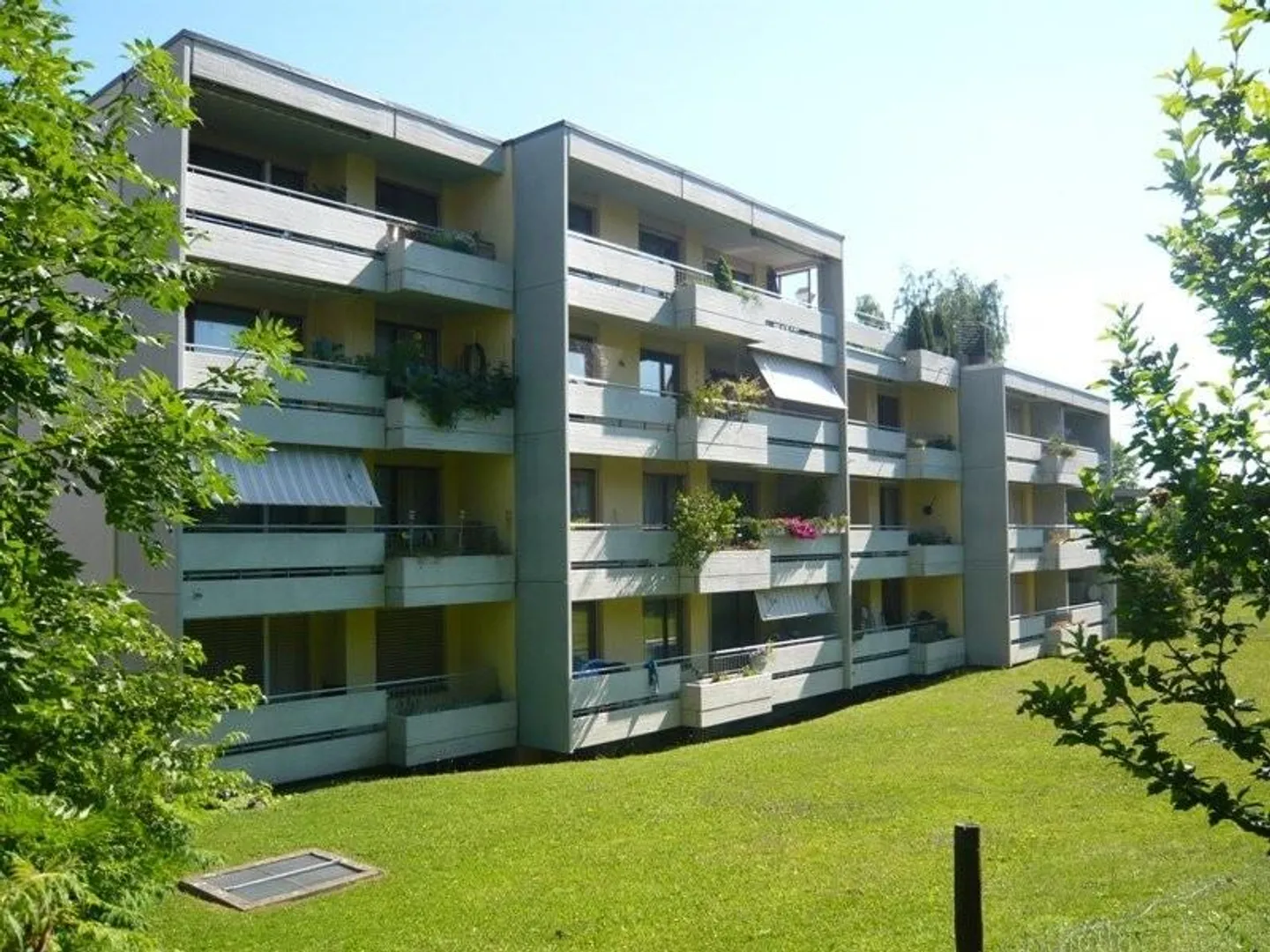 4.5-room penthouse apartment (104 m²) with large terrace - Photo 1 of 12