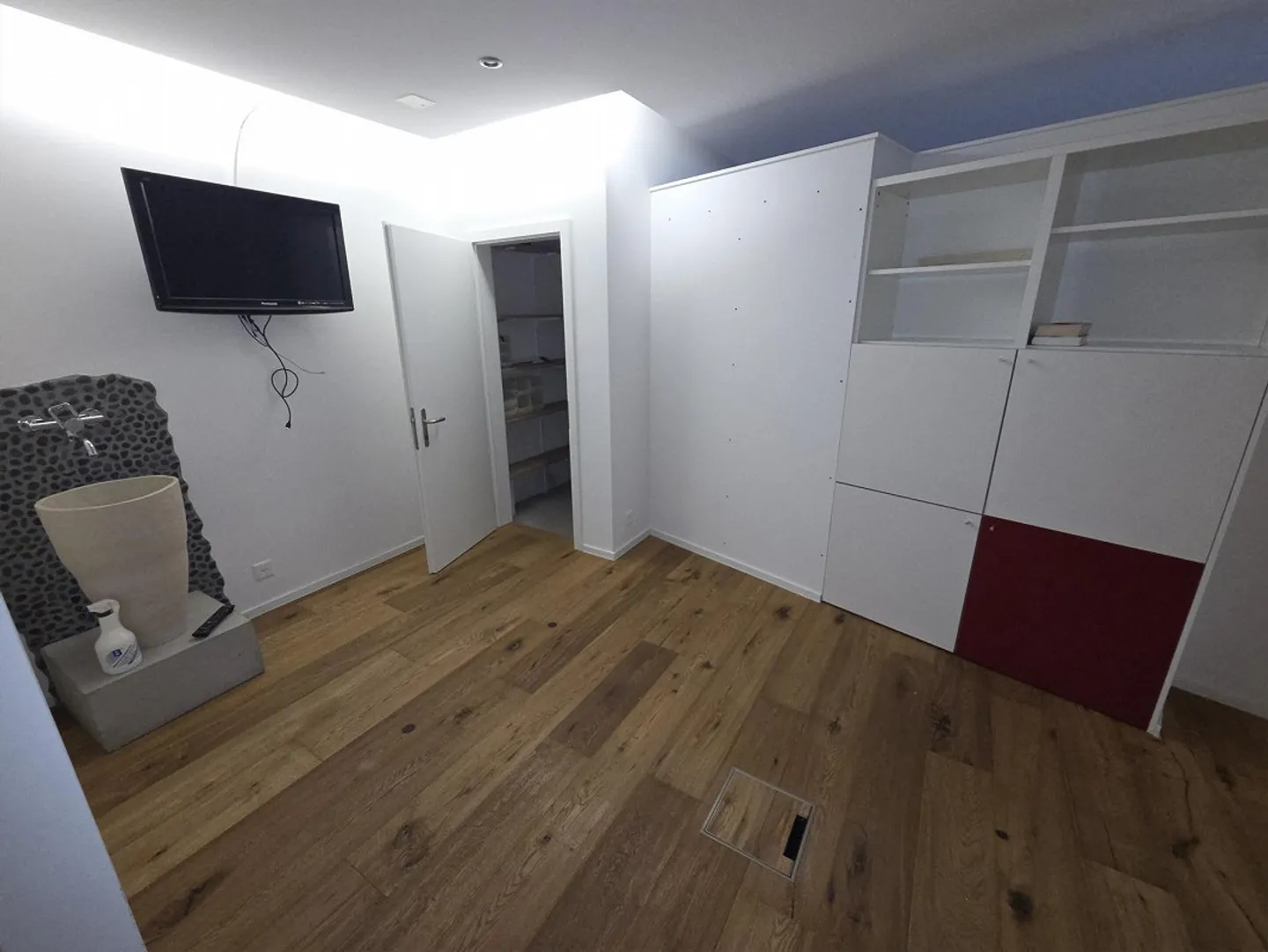 Unique 3-room loft apartment with winter garden & garden - Photo 6 of 11