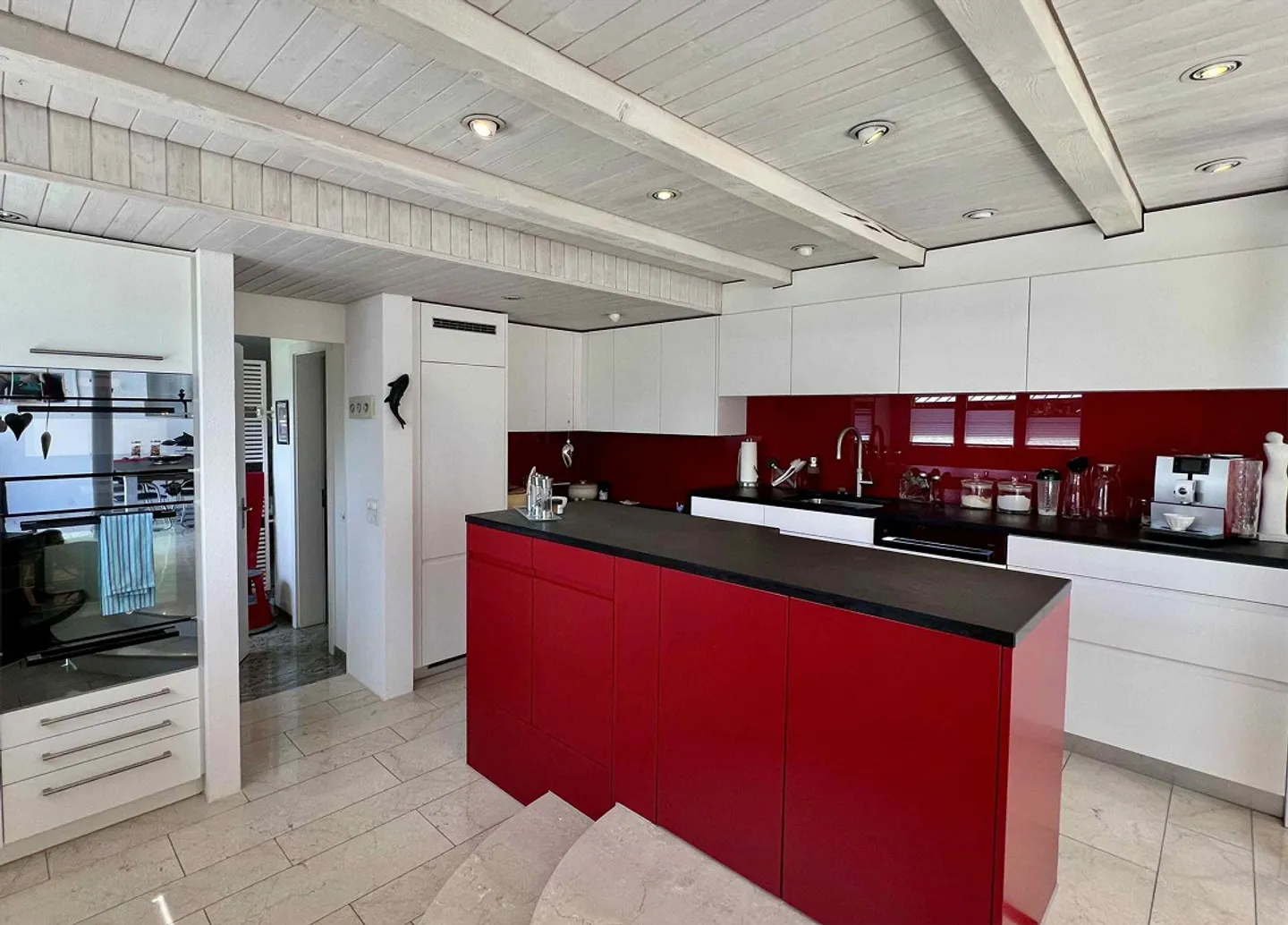 Unique 3-room loft apartment with winter garden & garden - Photo 2 of 11